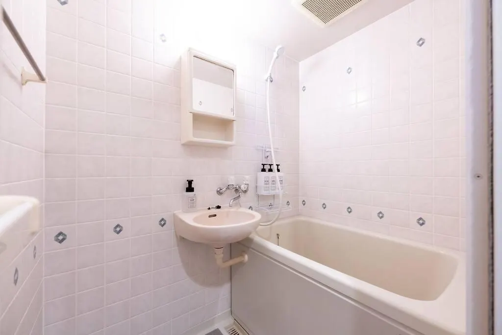 Elle'S Shirokane Guest House 301 Токио Апартаменты